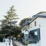 Casa Blanca *